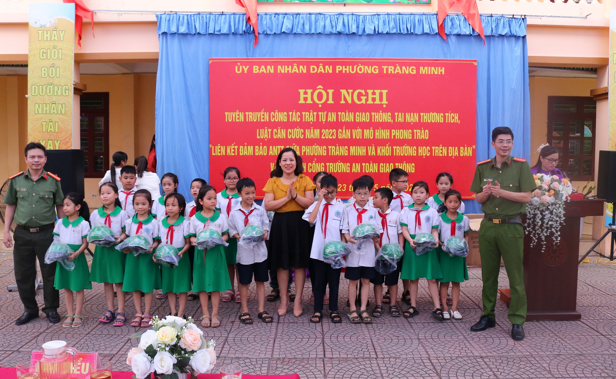Phường Tràng Minh (Kiến An): Tuyên truyền công tác an toàn giao thông, tai nạn thương tích; Luật Căn cước năm 2023